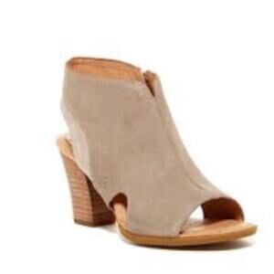 Born “Carme” gray/stone suede leather open toe bootie, block heel, Size 9M